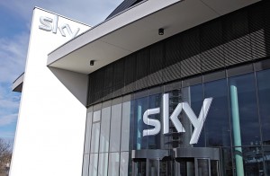 B_0713_Sky_Gebaeude