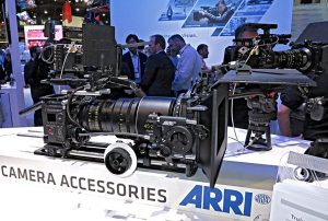 Arri bietet Zubehör für Red-Kameras an.