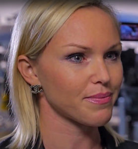 Nela Pertl, Panasonic, Porträt