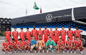 FC Bayern World Squad, Teamfoto 2022, © Leonine